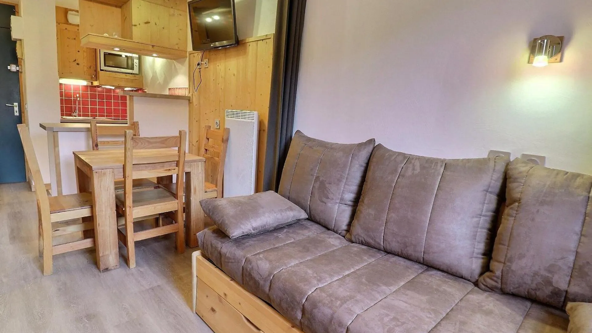 Charmant Studio Divisible Skis Aux Pieds, 4 Pers, Proche Commerces Et Remontees, Animaux Admis - Fr-1-182-198 Les Allues