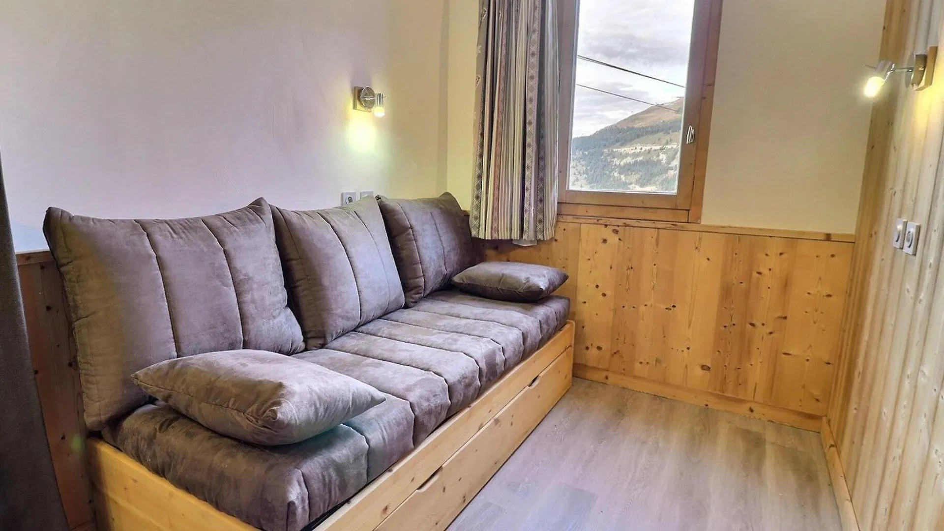 Apartment Charmant Studio Divisible Skis Aux Pieds, 4 Pers, Proche Commerces Et Remontees, Animaux Admis - Fr-1-182-198 Les Allues France